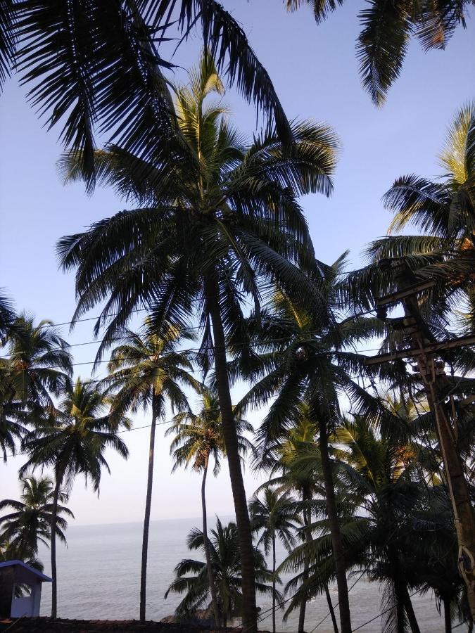 Om Ganesh Naik Guest House Arambol Exterior photo
